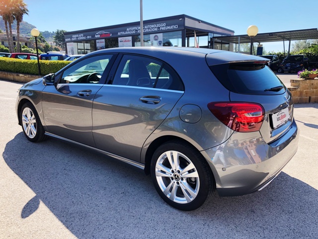 MERCEDES A 200D