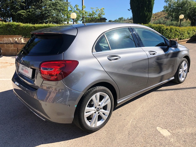 MERCEDES A 200D