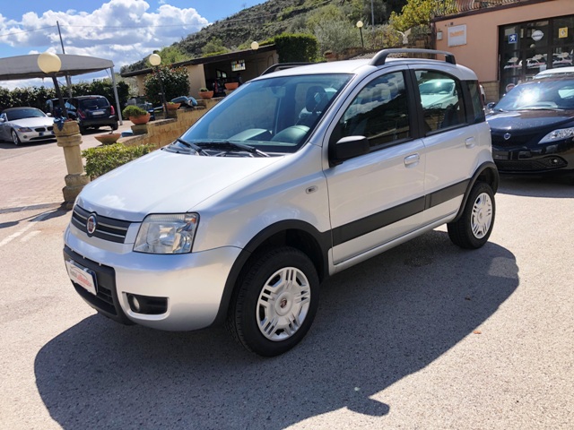 ​FIAT PANDA 4X4 1.2 GPL 5 POSTI