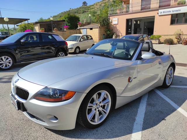 BMW Z4 2.2 170 CV DECAPPOTTABILE